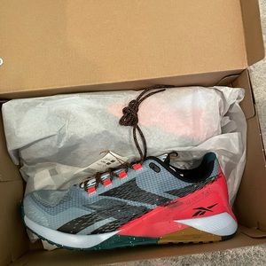 Athletic Reebok shoes brand new